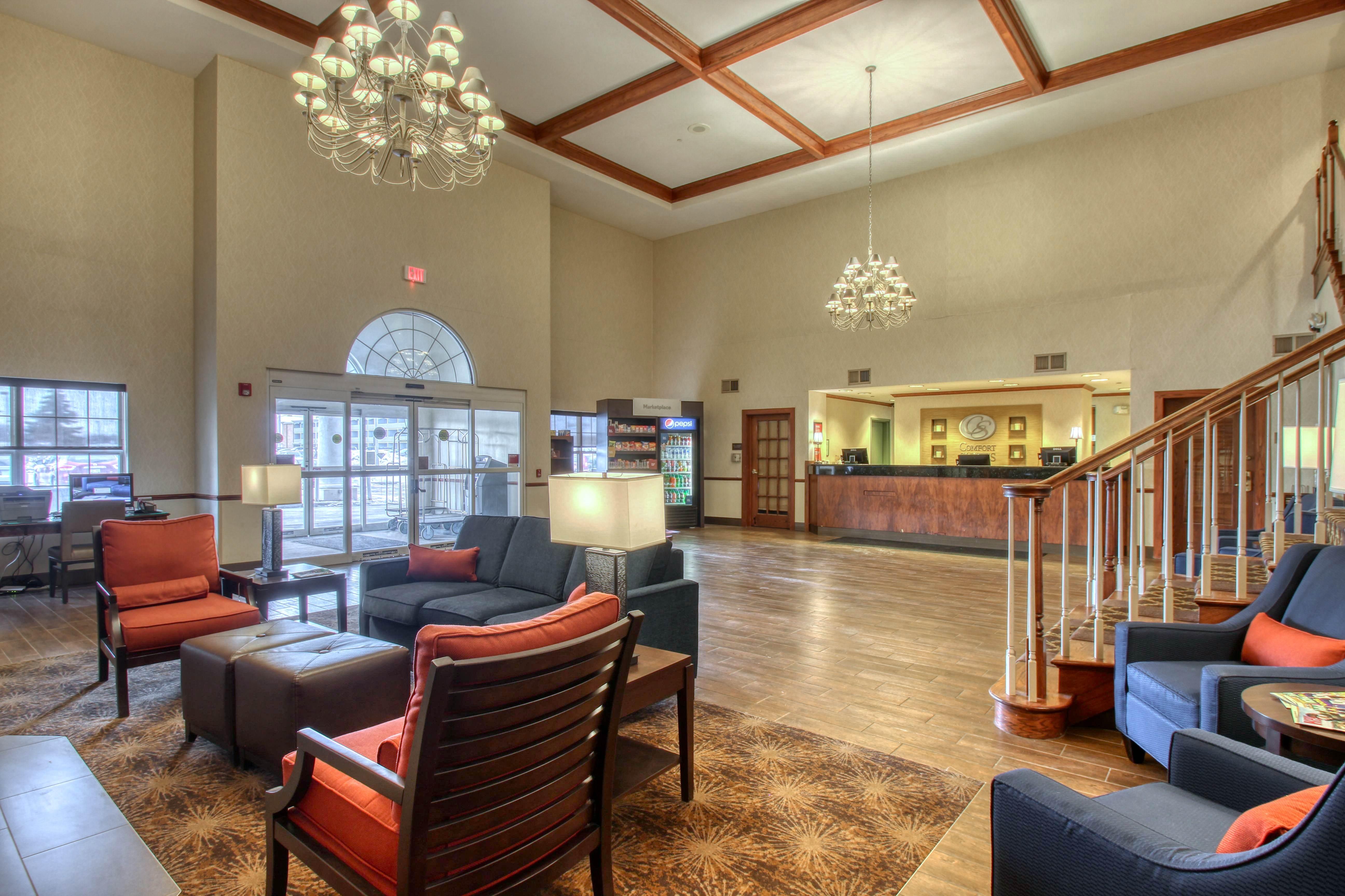 Comfort Suites Milwaukee Airport Oak Creek Extérieur photo