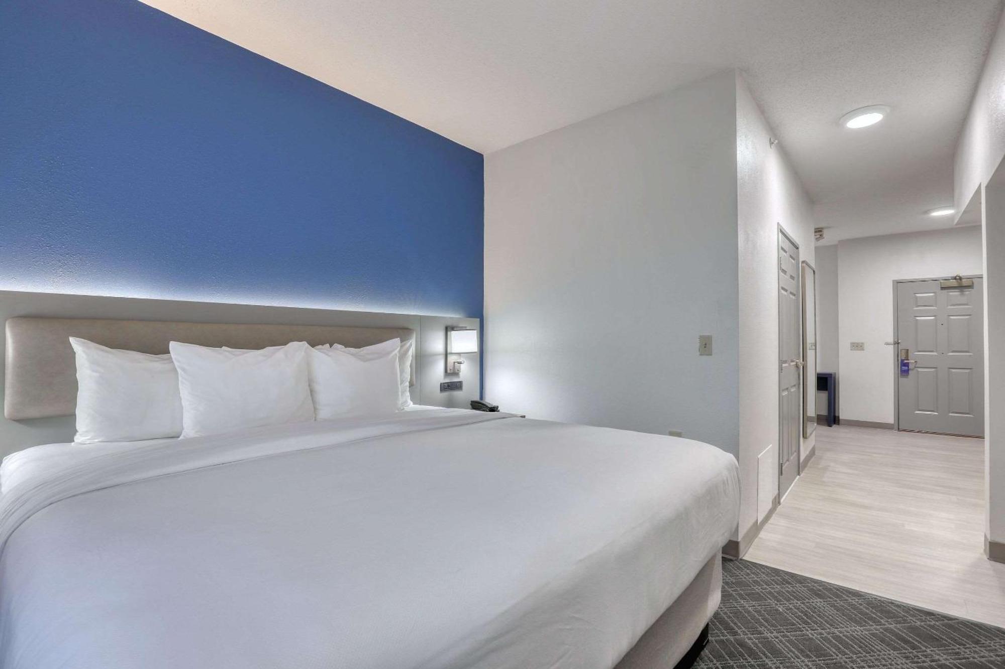 Comfort Suites Milwaukee Airport Oak Creek Extérieur photo
