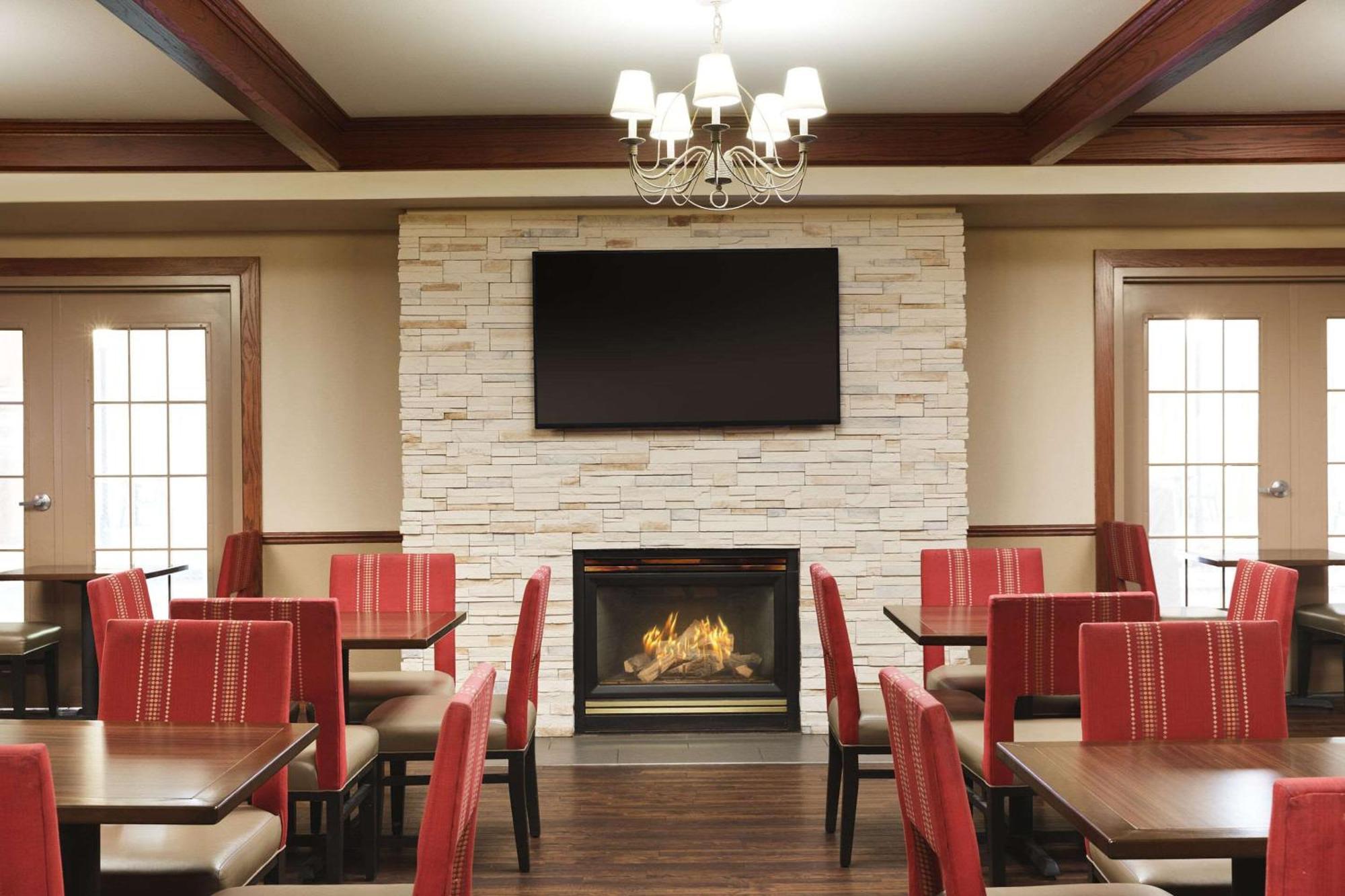Comfort Suites Milwaukee Airport Oak Creek Extérieur photo