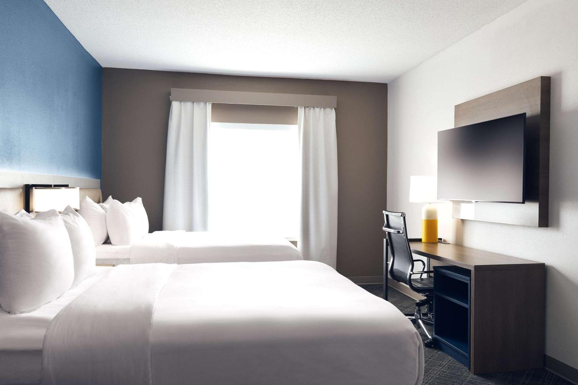Comfort Suites Milwaukee Airport Oak Creek Extérieur photo