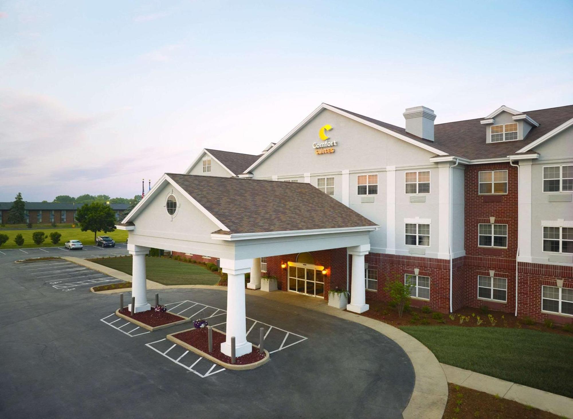 Comfort Suites Milwaukee Airport Oak Creek Extérieur photo